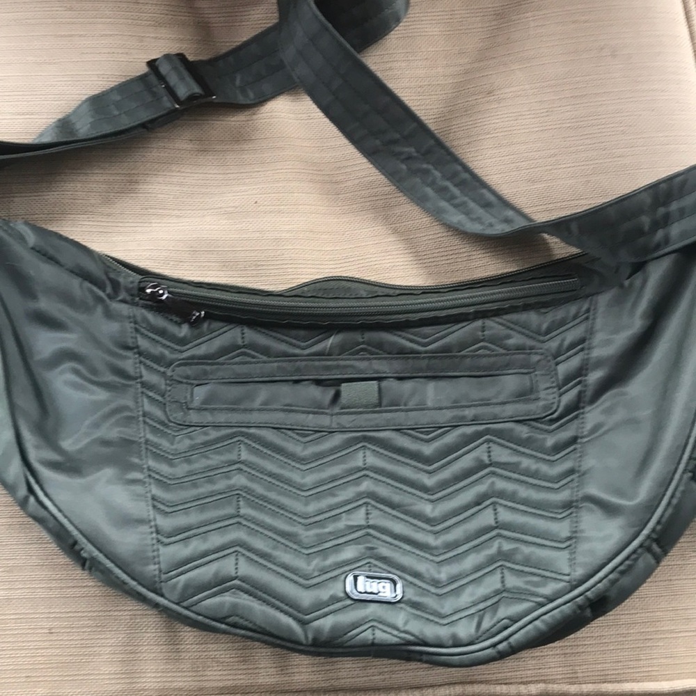 Lug boomerang crossbody bag
